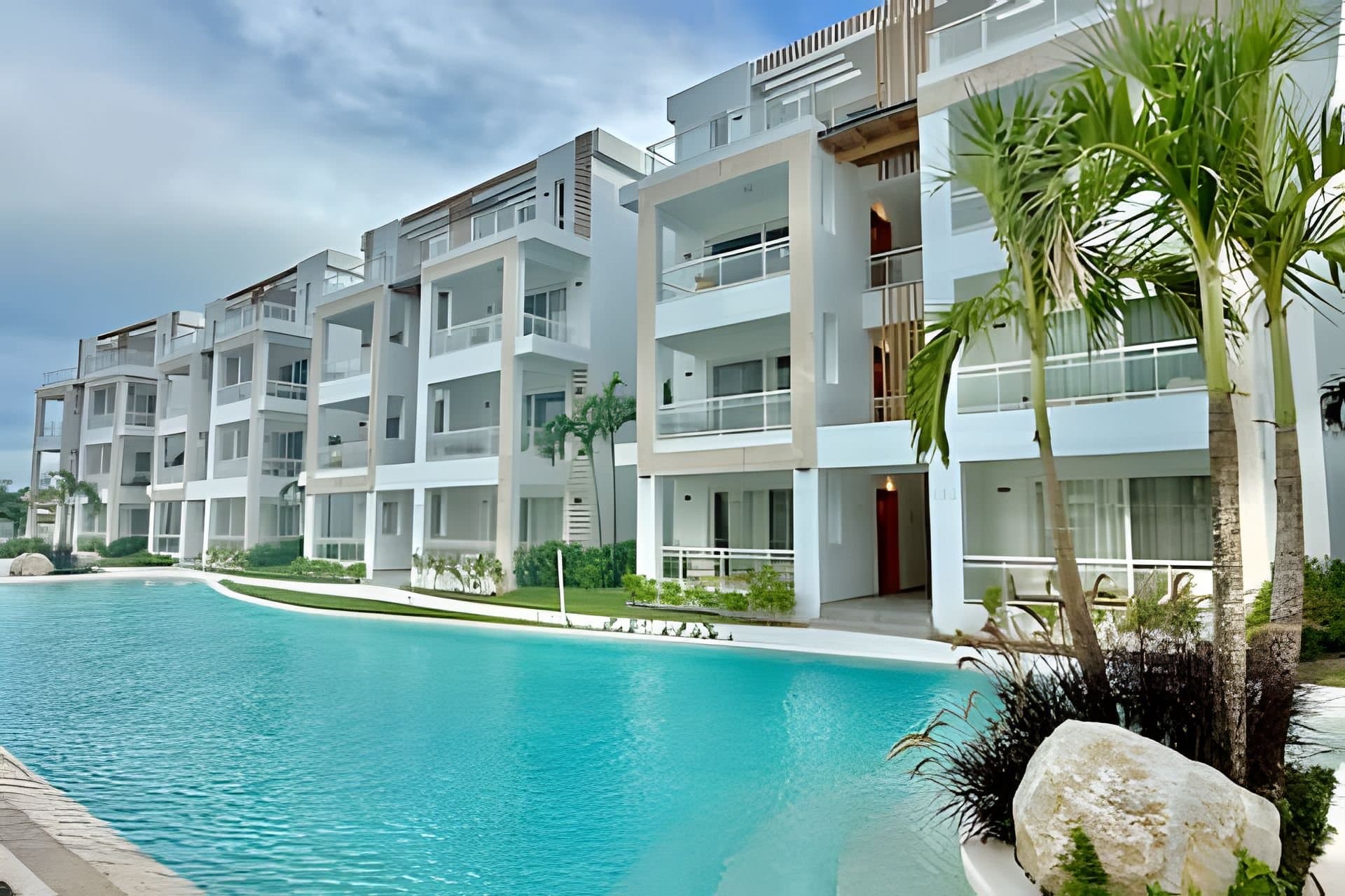 Garden Breeze B201 by Advantage Club . — 2